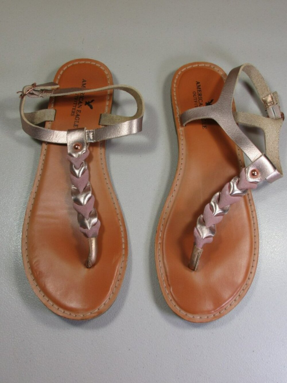 American Eagle womens pink metallic brown suede thong slingback sandals 9 M EUC